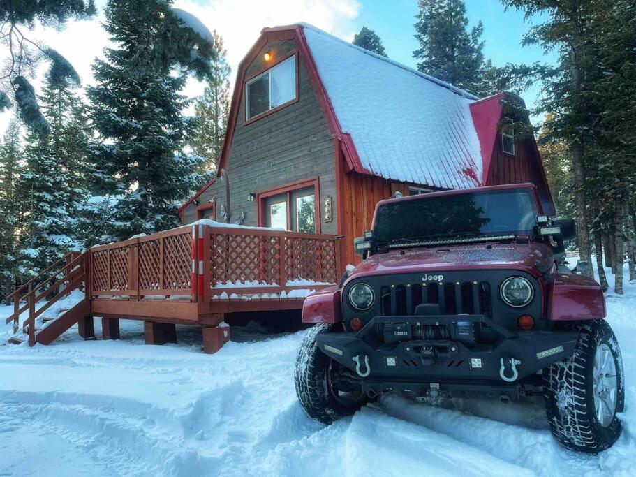 Charming Blue Farmhouse Cabin Duck Creek Village المظهر الخارجي الصورة